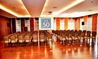 Club-50-Gran-Salón-Hendaya-1