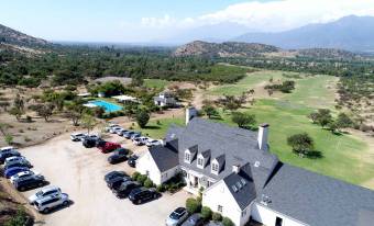Club-El-Principal-aérea-frontis