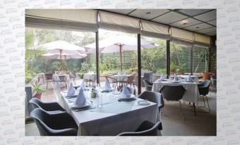 Hotel-Santa-Lucia-Salón-6