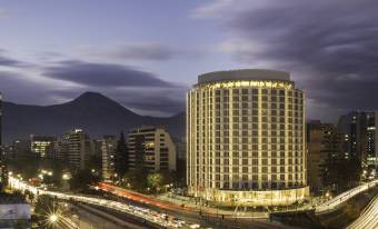 hotel-cumbres-vitacura-frontis-3