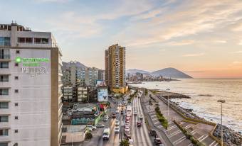 Wyndham-Garden-Antofagasta-edificio