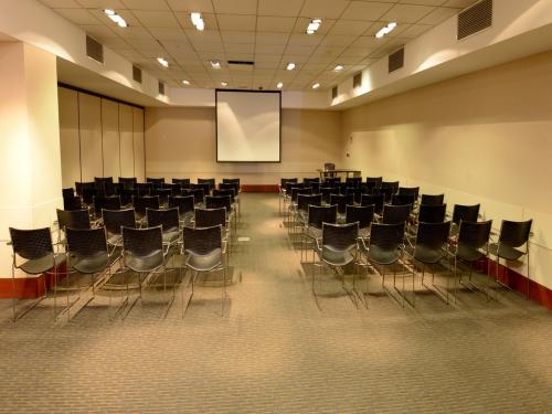 HI-Santiago-Las-Condes-Sala-A