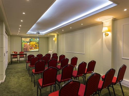 Hotel-Santiago-Park-Plaza-salón-Pukara